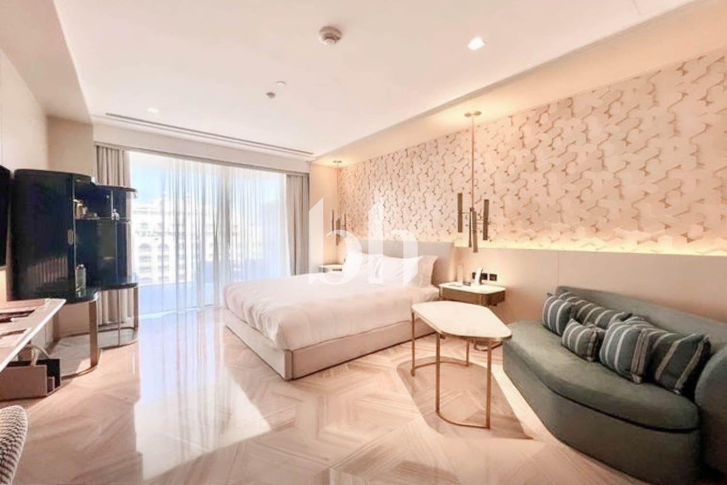 Jumeirah Condo in Dubai, Palm Jumeirah