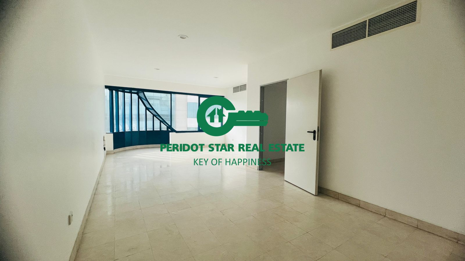 3 BEDROOM APARTMENT FOR RENT CLOSED TO METRO AND SUPER MARKET