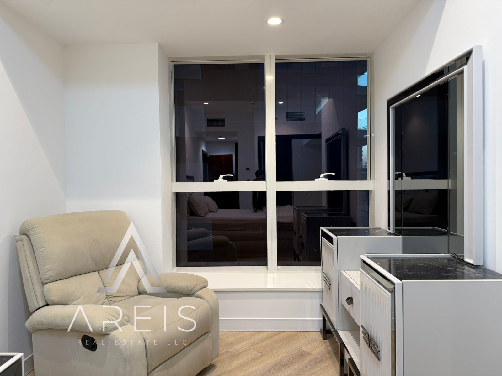Premium 2BR | Marina Lifestyle Living