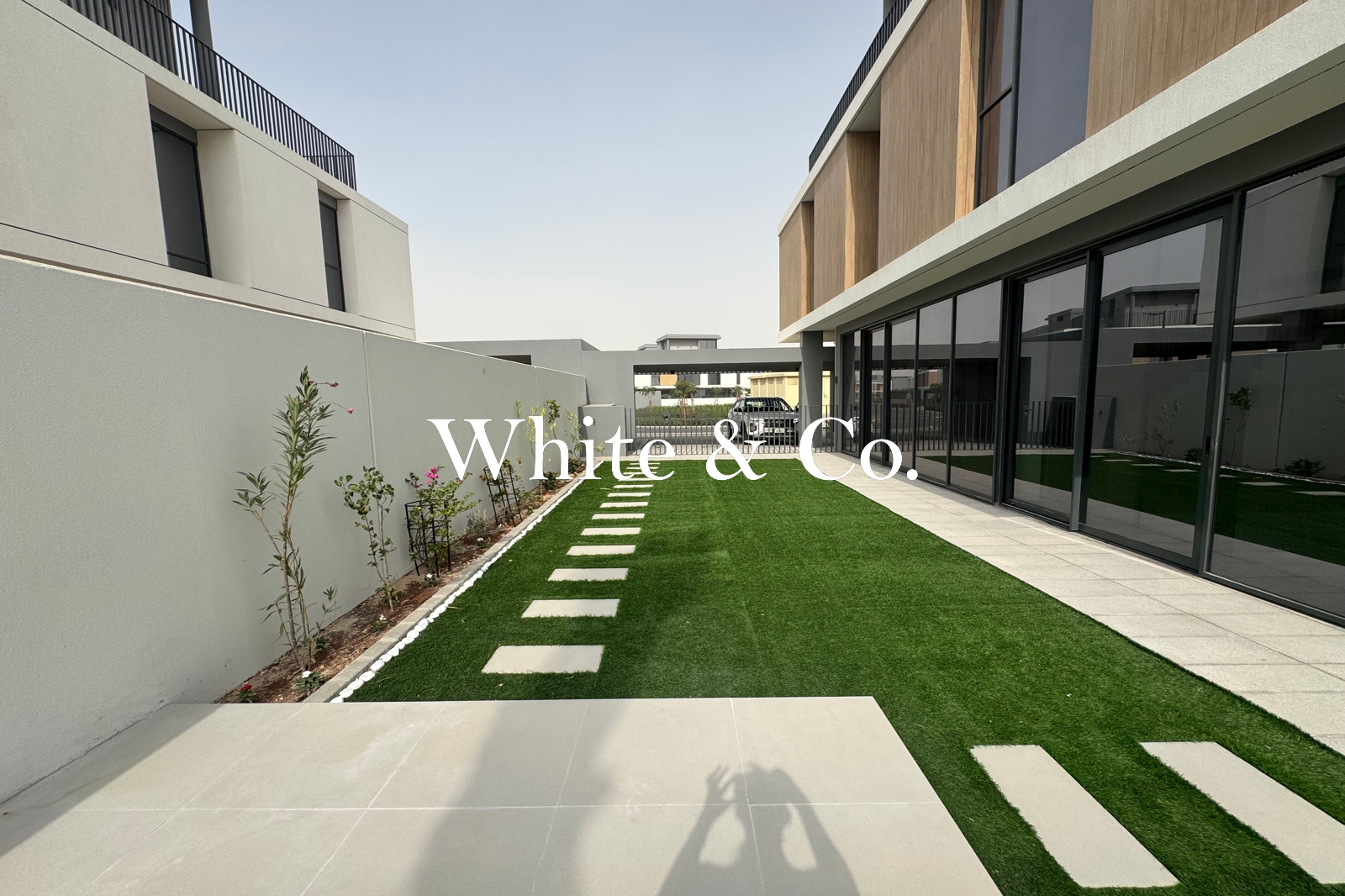 Single Row | Landlord Landscaping | Vacant
