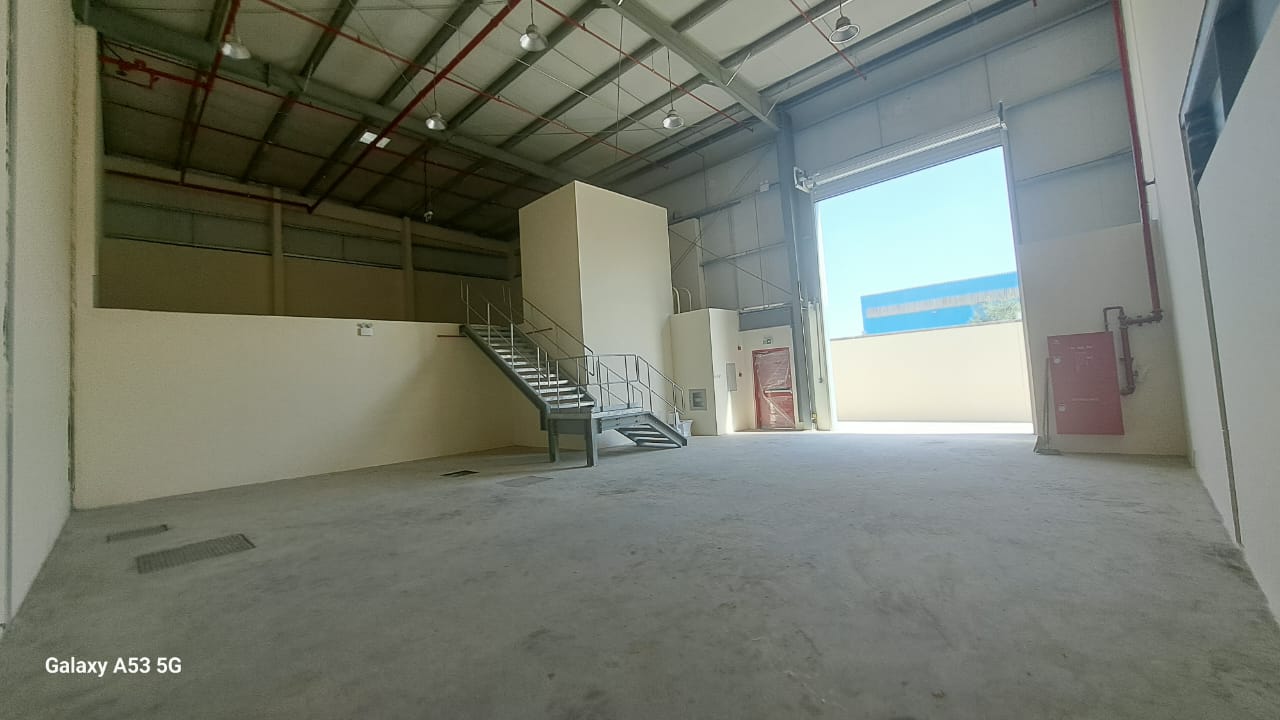 Commercial Warehouses for Rent in Sharjah – Limited Units