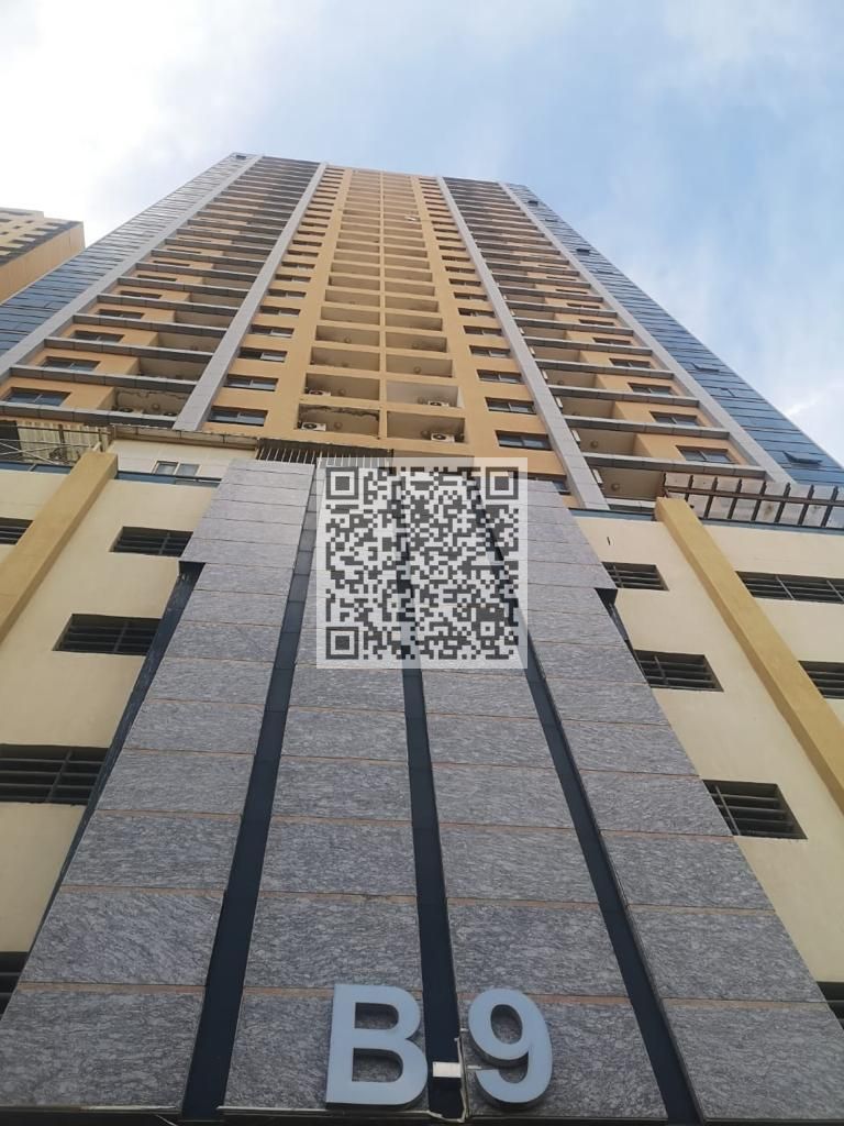Luxurious 2 / Two bedroom hall apartment for sale in Paradise Lake Towers B9