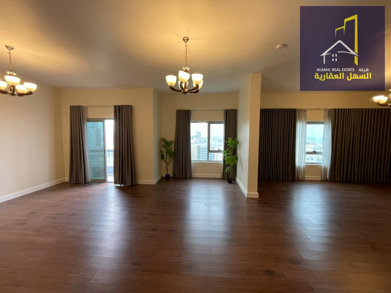 1808mosSpacious 3 BR in Al Majaz 3: Perfect Family Retreat