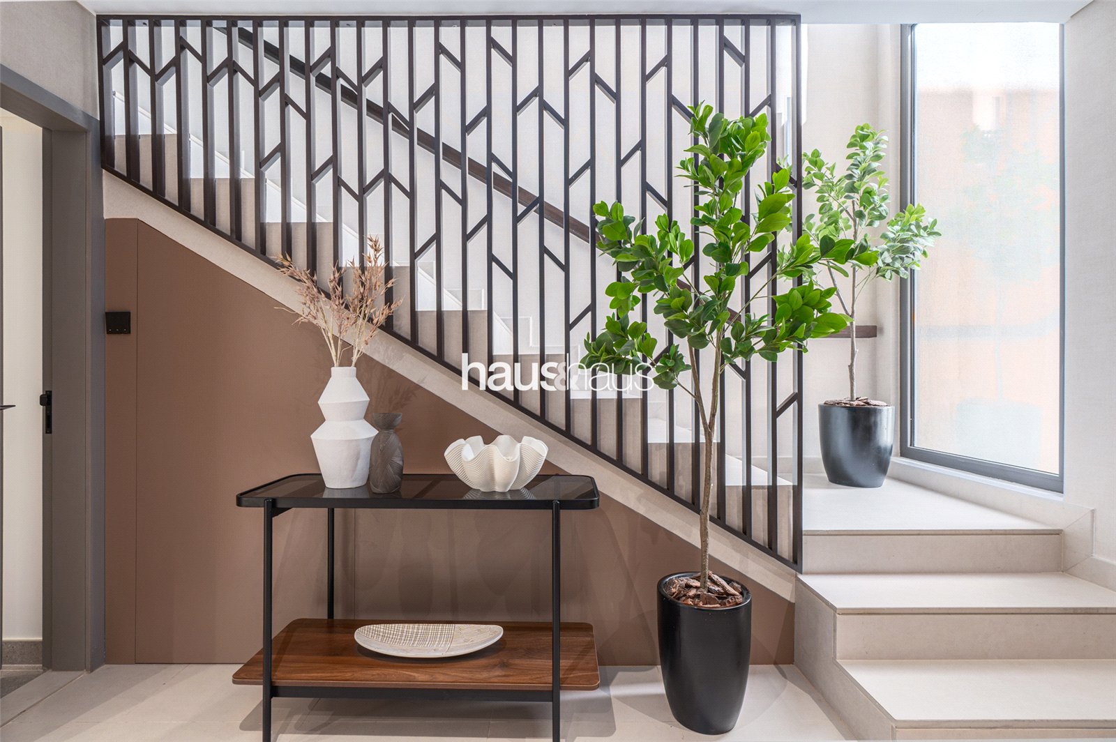 Single Row | Professionally Decorated | VOT