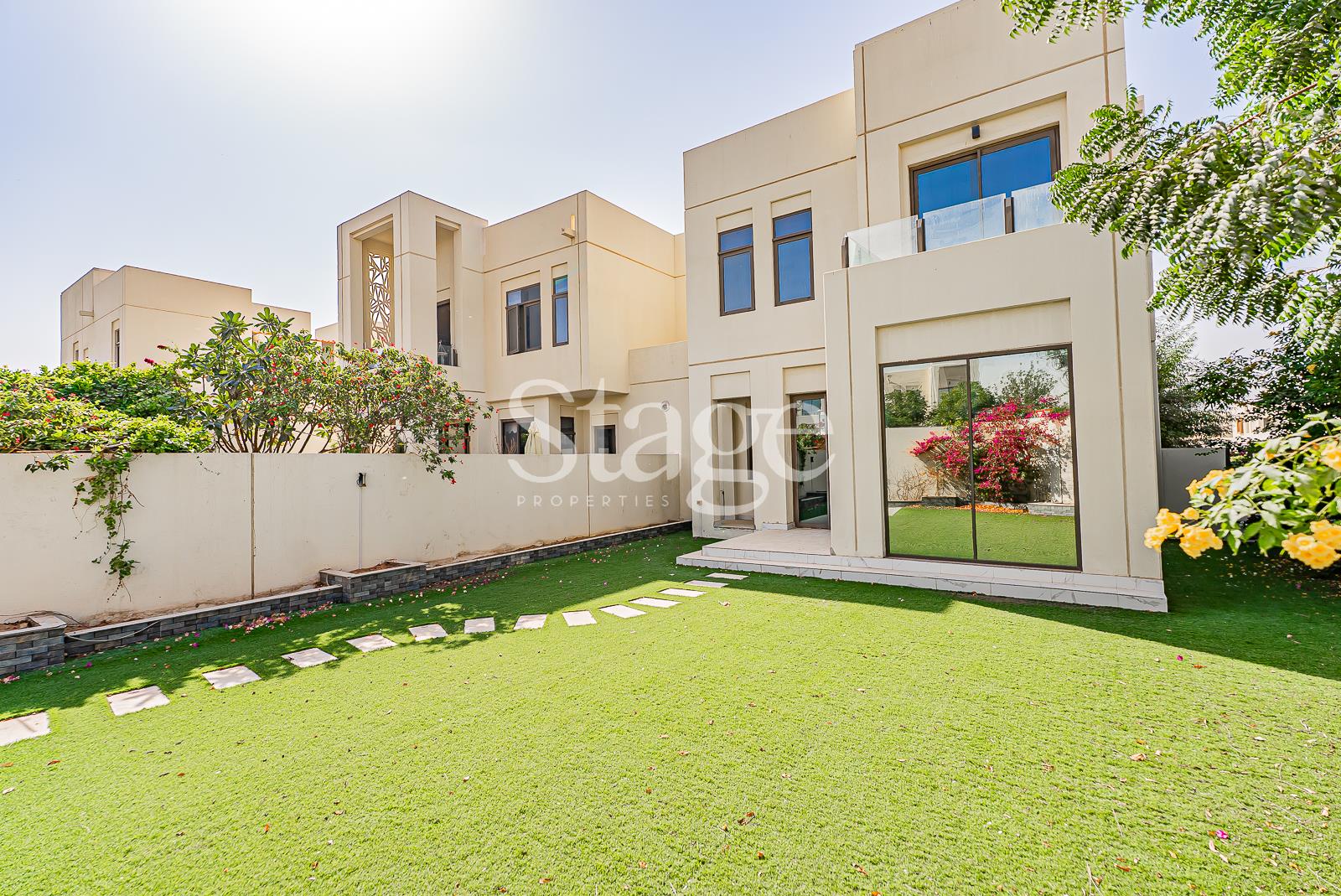 Corner Villa | Large Plot | Upgraded 3BR plus Maids