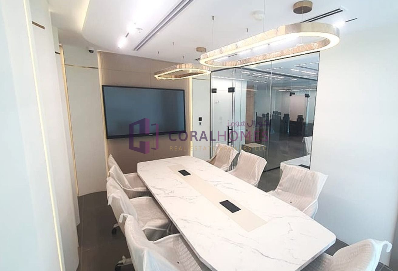 Fully Furnished | Stunning Canal View | 3 Parking