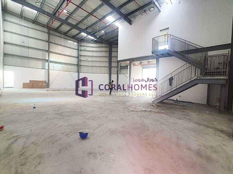 Commercial Warehouse At Prime Location