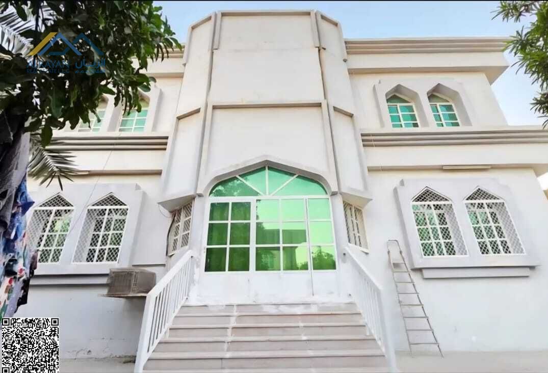 Beautiful villa, spacious, prime location, price negotiable