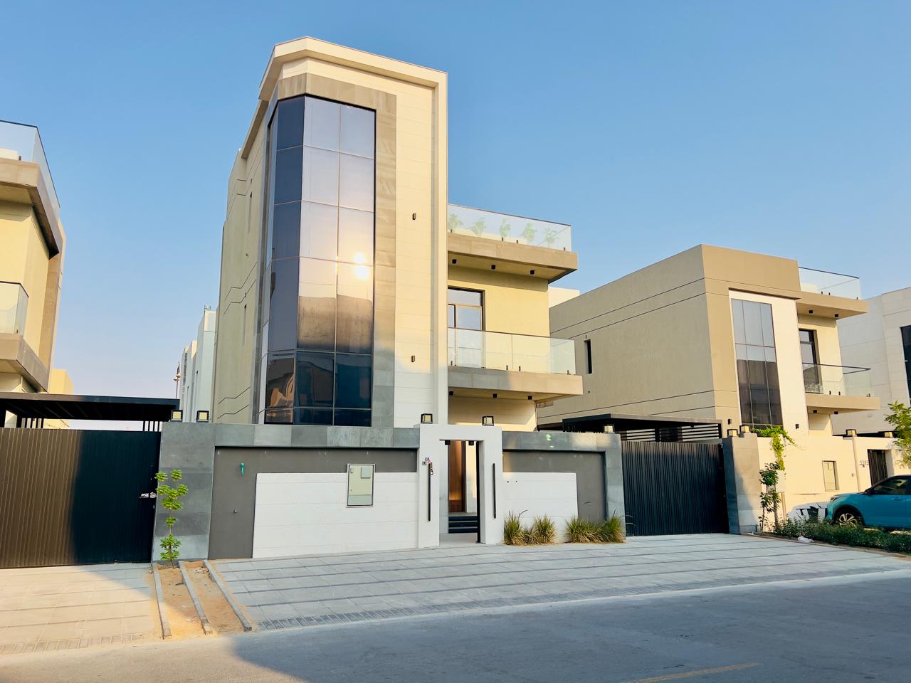 A luxurious opportunity to own a modern villa in the heart of Al Yasmin, Ajman. Featuring a luxurious contemporary design.