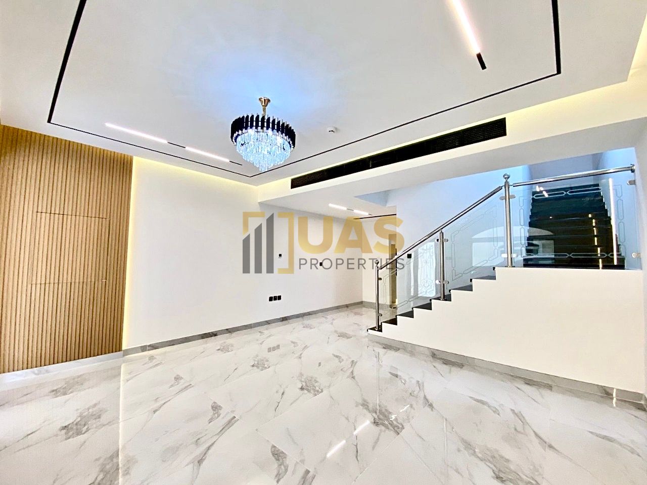 Fully Upgraded Villa | High End Finishing | Prime Location