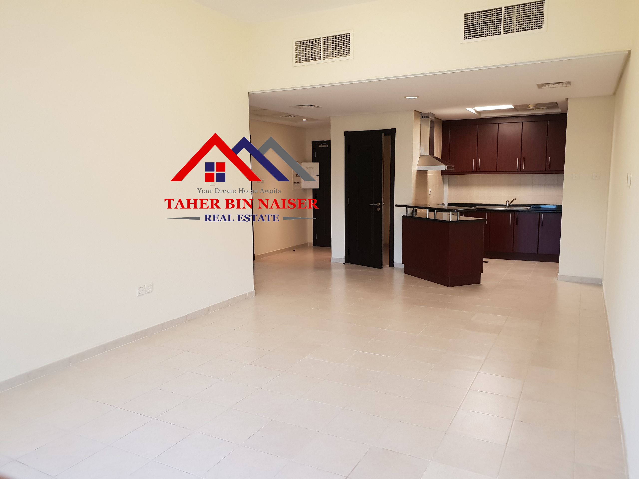 NEXT TO METRO LARGE U TYPE 1BEDROOM AVAILABLE FOR SALE