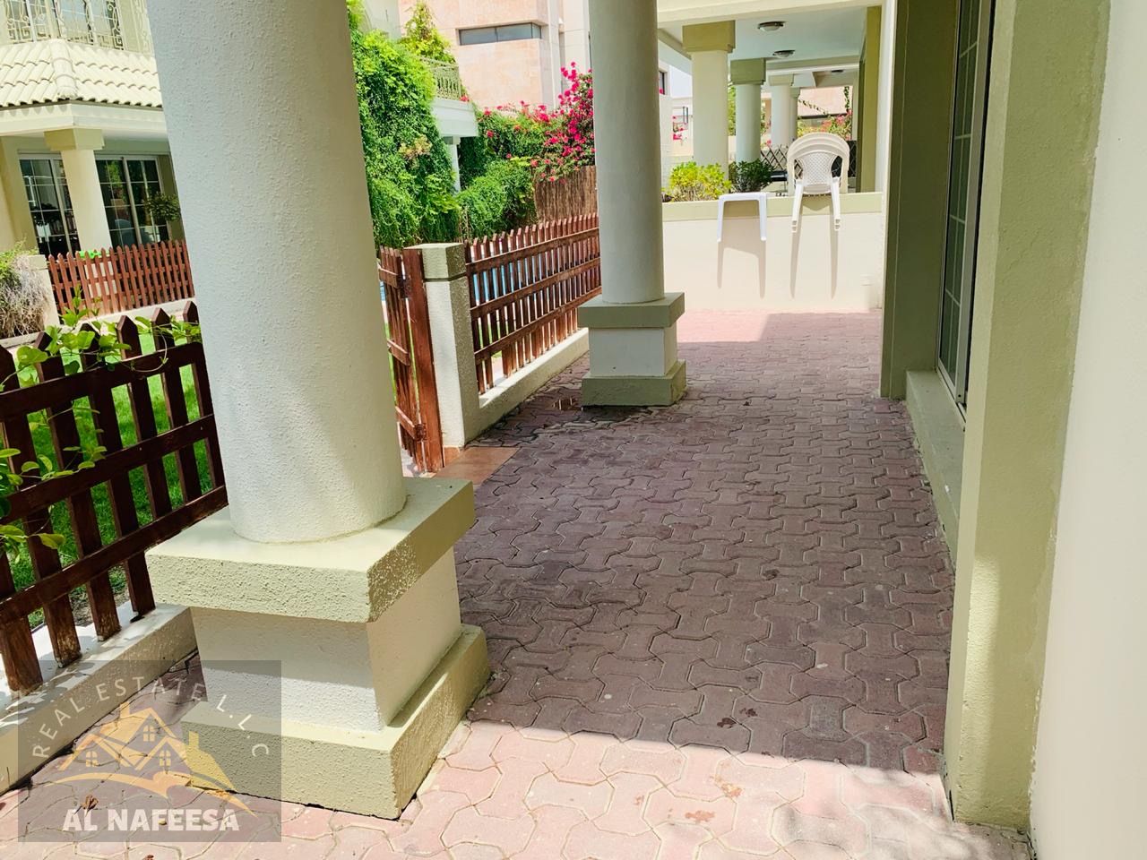 Spacious 3 BR Villa for rent in mirdif