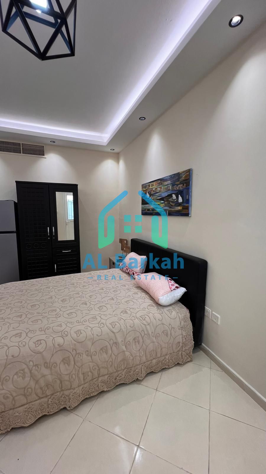For Sale – Studio in Orient Towers
