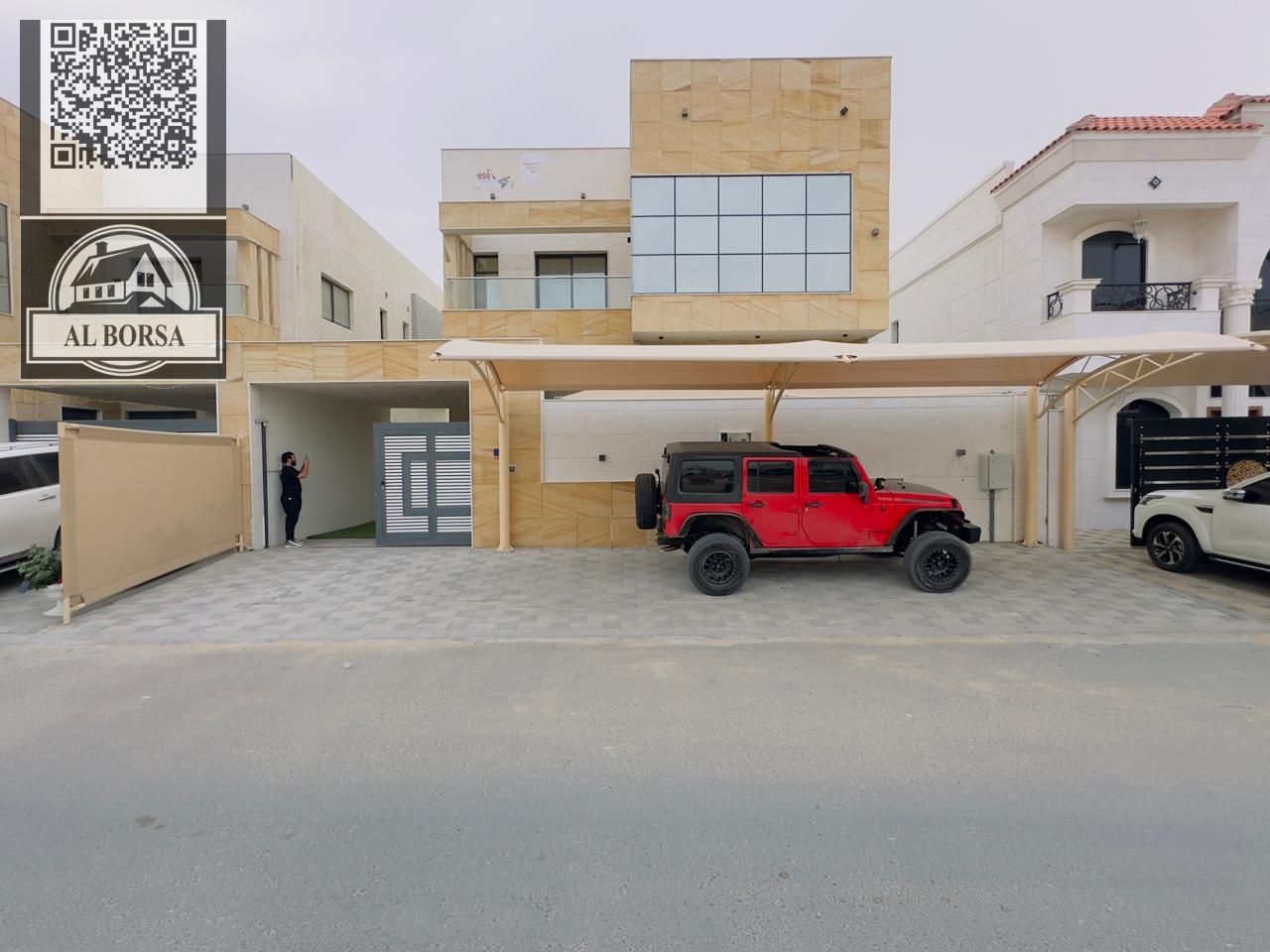Villa for rent in Ajman Al Yasmeen on the corner of two streets, beautiful location, payment facilities