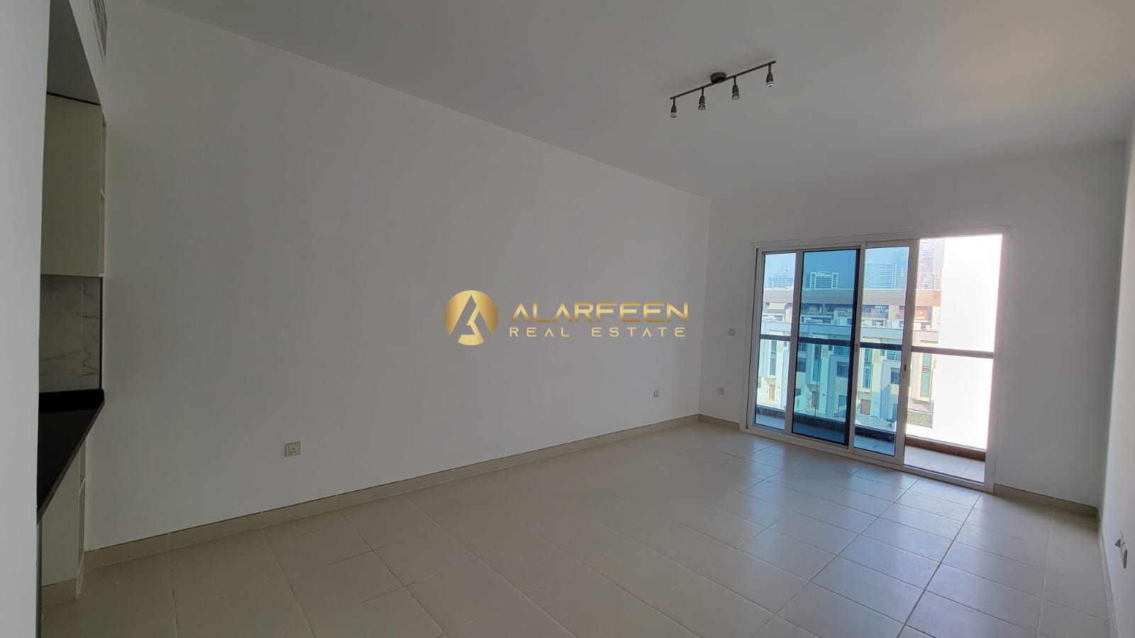 Offer 2BHK | Fitted Kitchen | All Amenities