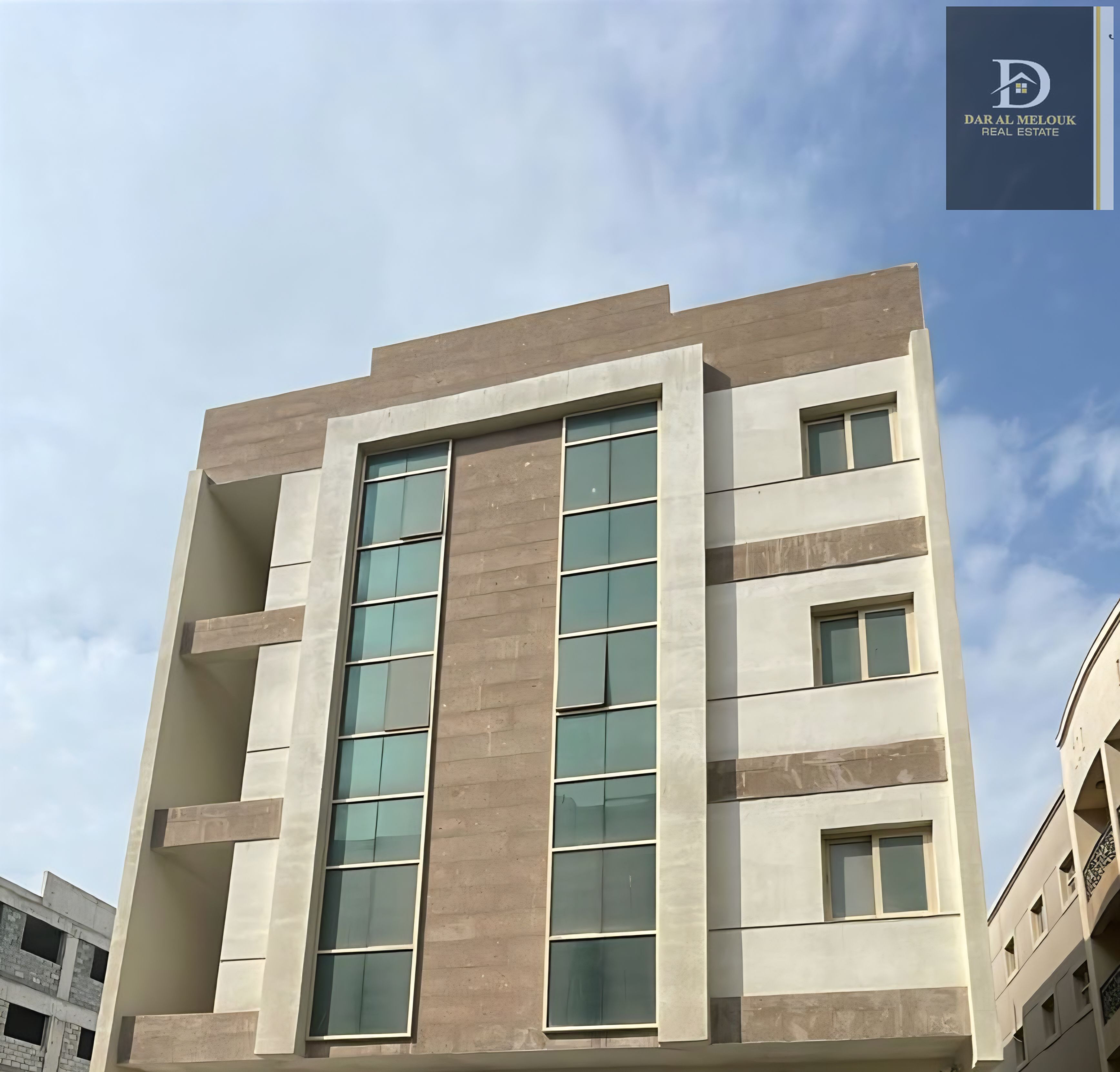 A genuine investment opportunity for sale in Sharjah, commercial building in Muwaileh | High-income building with a strategic location behind Al Thiqa Club
