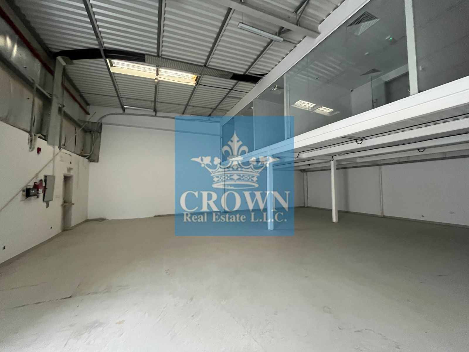Step into Success!! Rent a premium warehouse in Umm Al Quwain—space designed for your ambitious goals