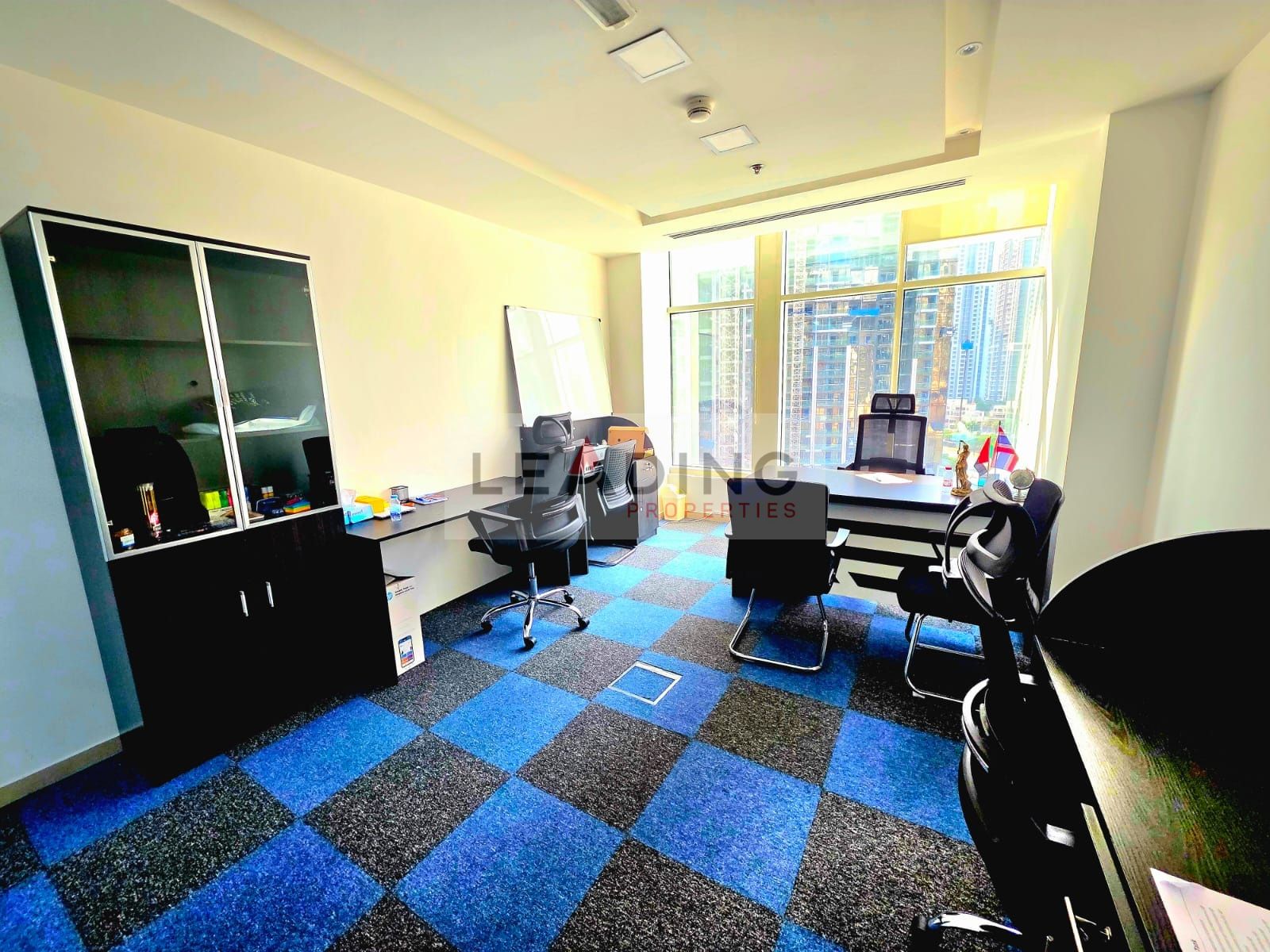 Fully Furnished || Upgraded || Spacious Layout With View