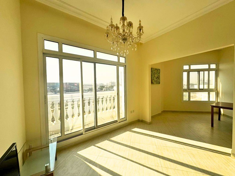 Fully Upgraded | Semi - Open Kitchen | Vacant
