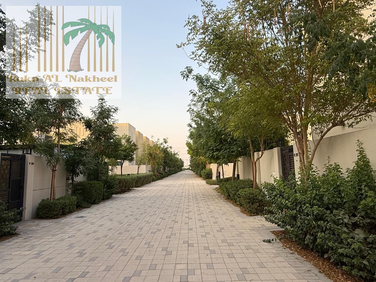 Modern Townhouse, Spacious, Family Friendly