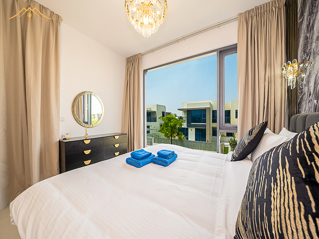 Upgraded | Newly Furnished Villa | Utility Bills Included