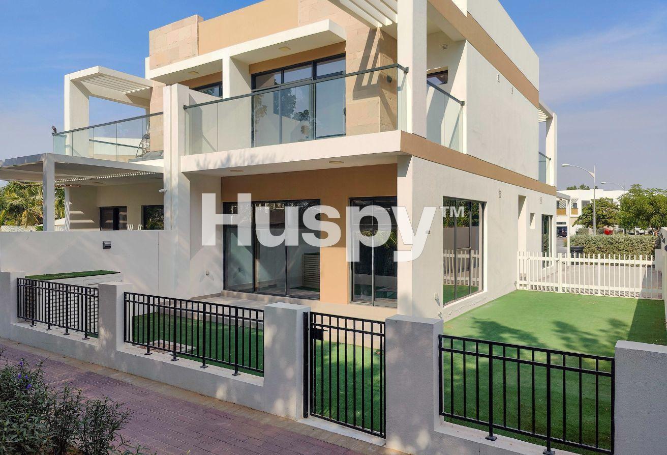 Vacant | Corner Unit | Park Backing
