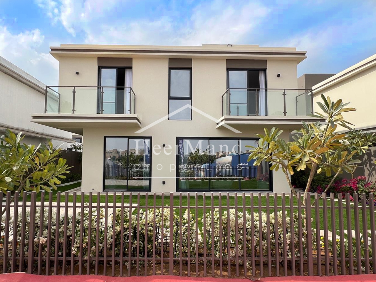 1 Row From Beach - 2 Bed Falcon North - Brand New