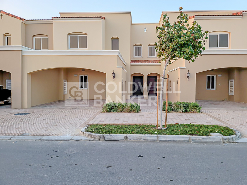 Best Community | Spacious | Vacant On January