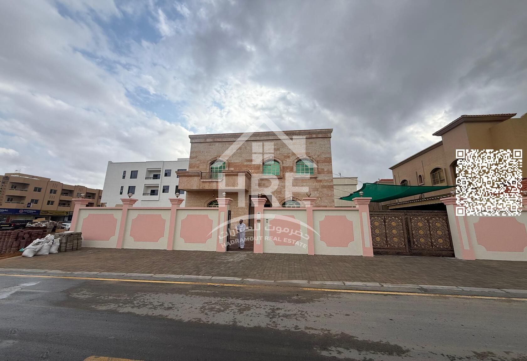 Luxury villa for rent in Al Muwaihat 2 – large area