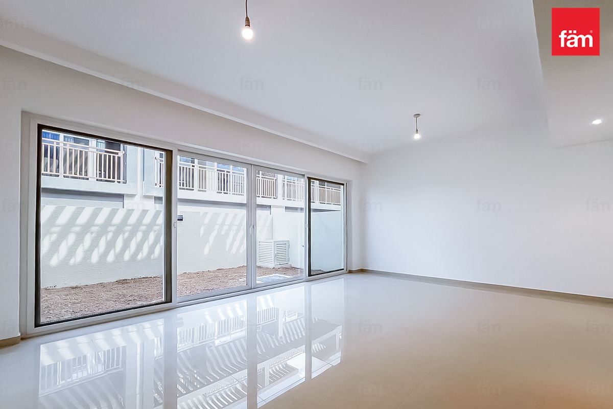 4Bedroom Townhouse for Rent | Camelia