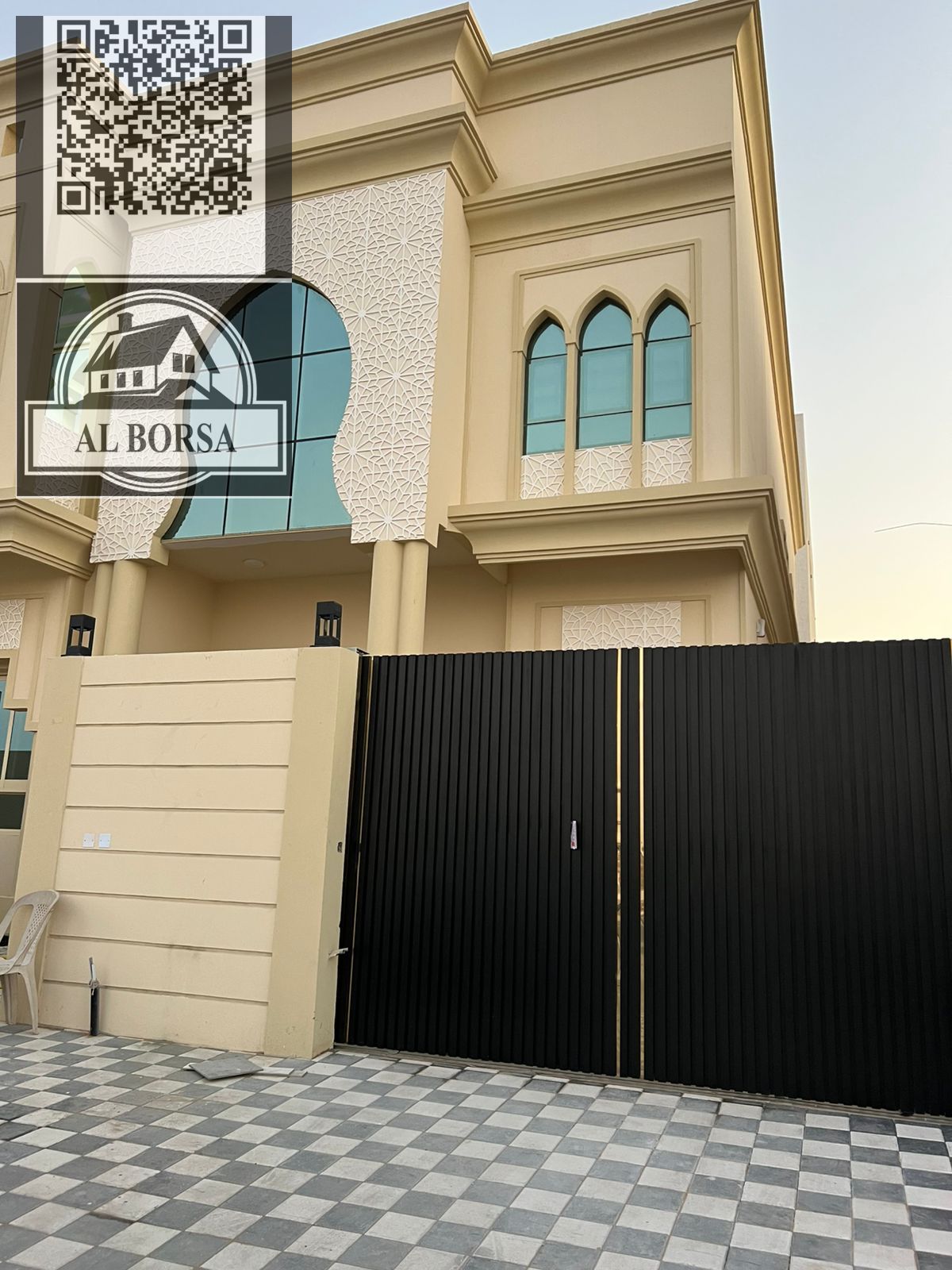 Villa for sale – Al alya area, Ajman – 7 master bedrooms, living room, majlis, maid's room, prime location