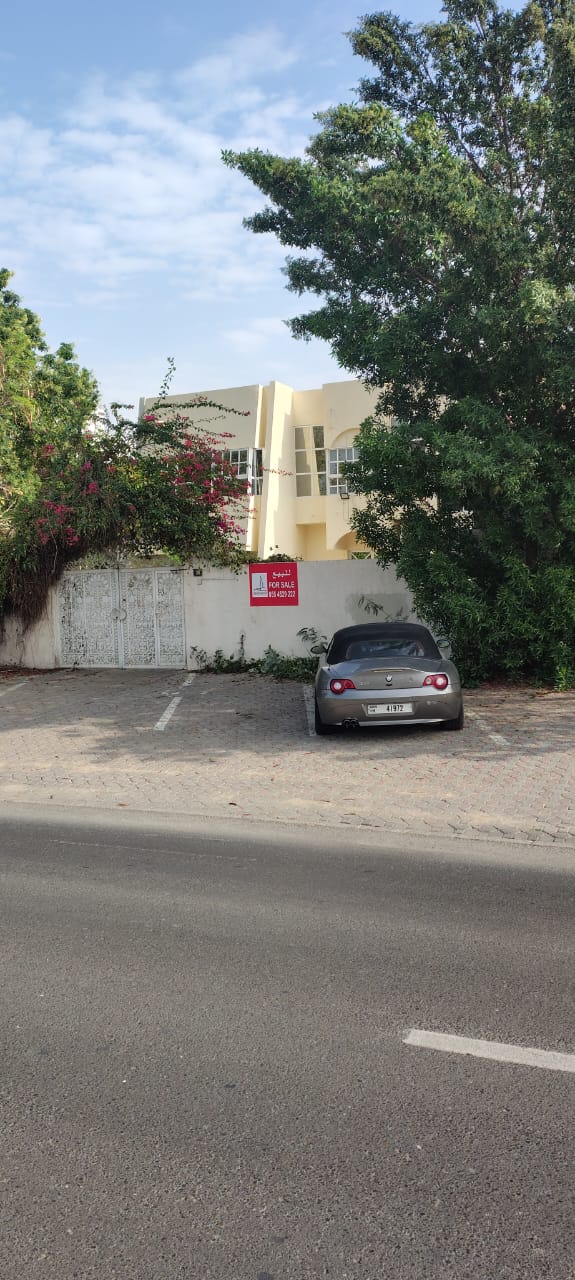 Spacious Villa 441A for Sale in AL JAZZAT ZAHIA AL-RIQQA, Sharjah