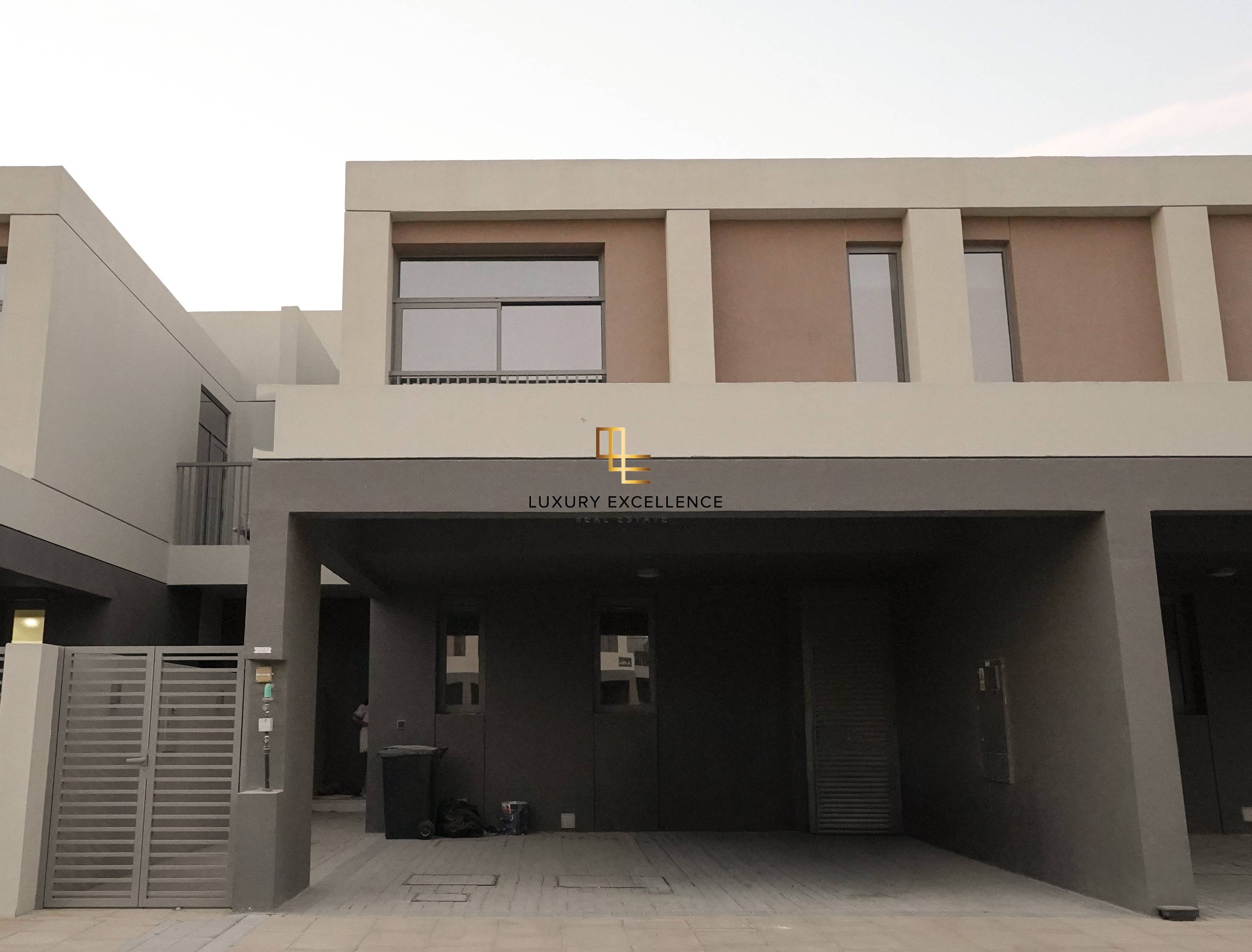 3 + Maids | Closed Kitchen | Bigger layout