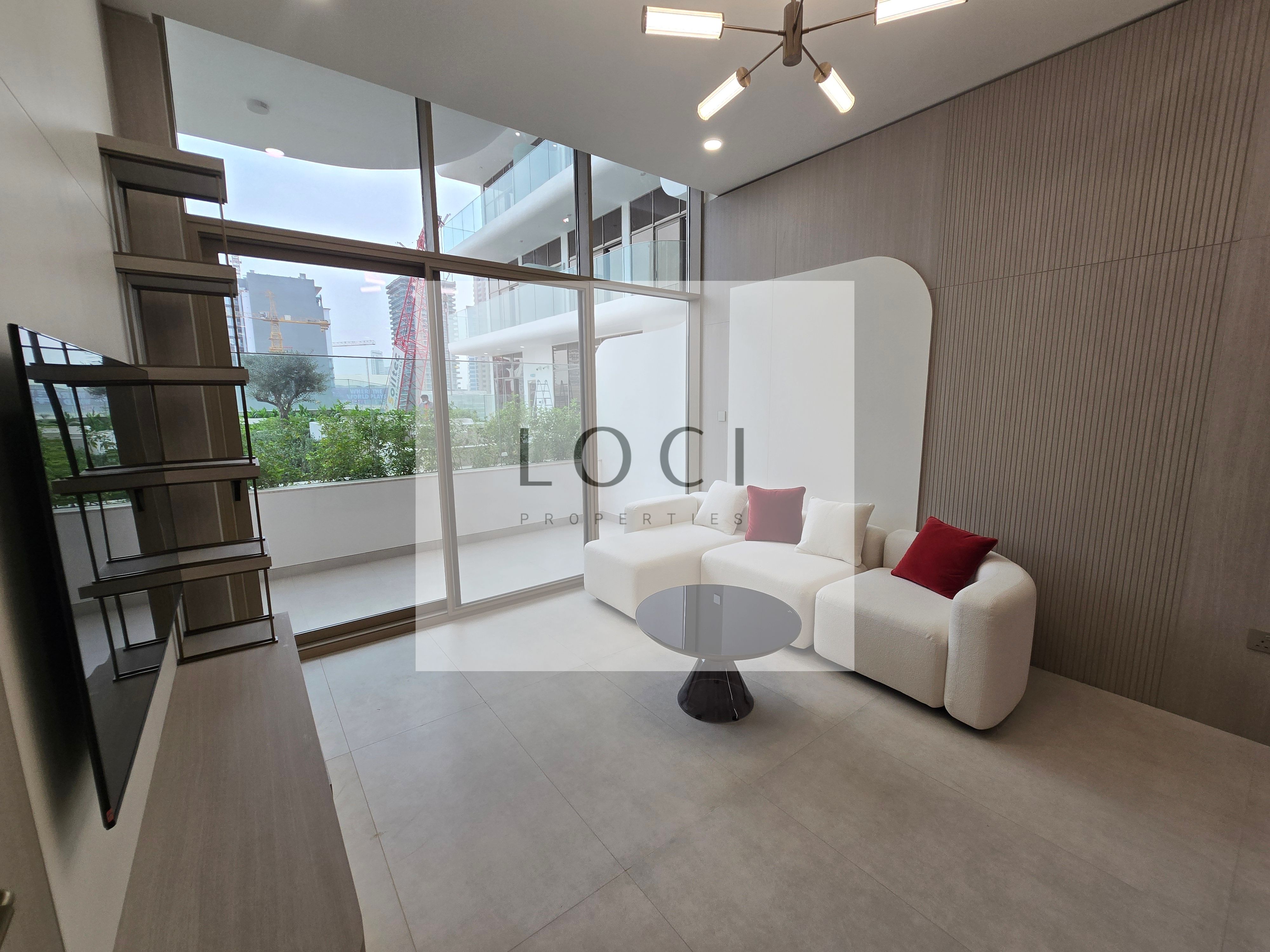 1 BR in Pearl House II with Covered Parking