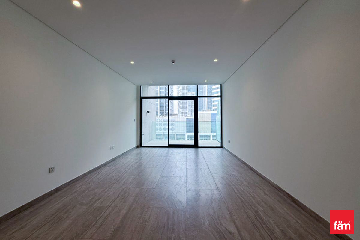 Ready to Move In | Best Layout | Canal View