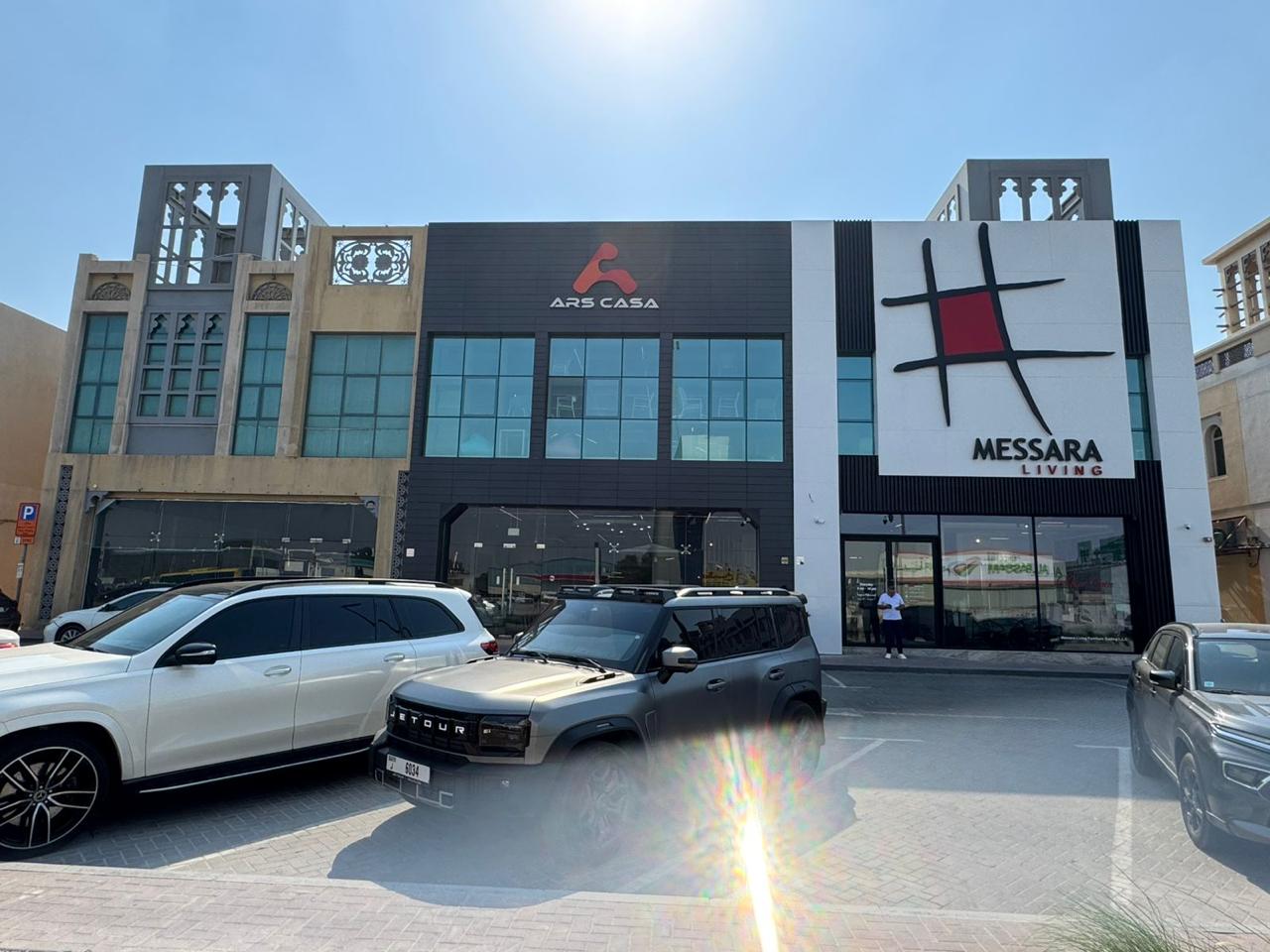 SPACIOUS RETAIL SPACE IN AL BARSHA 2