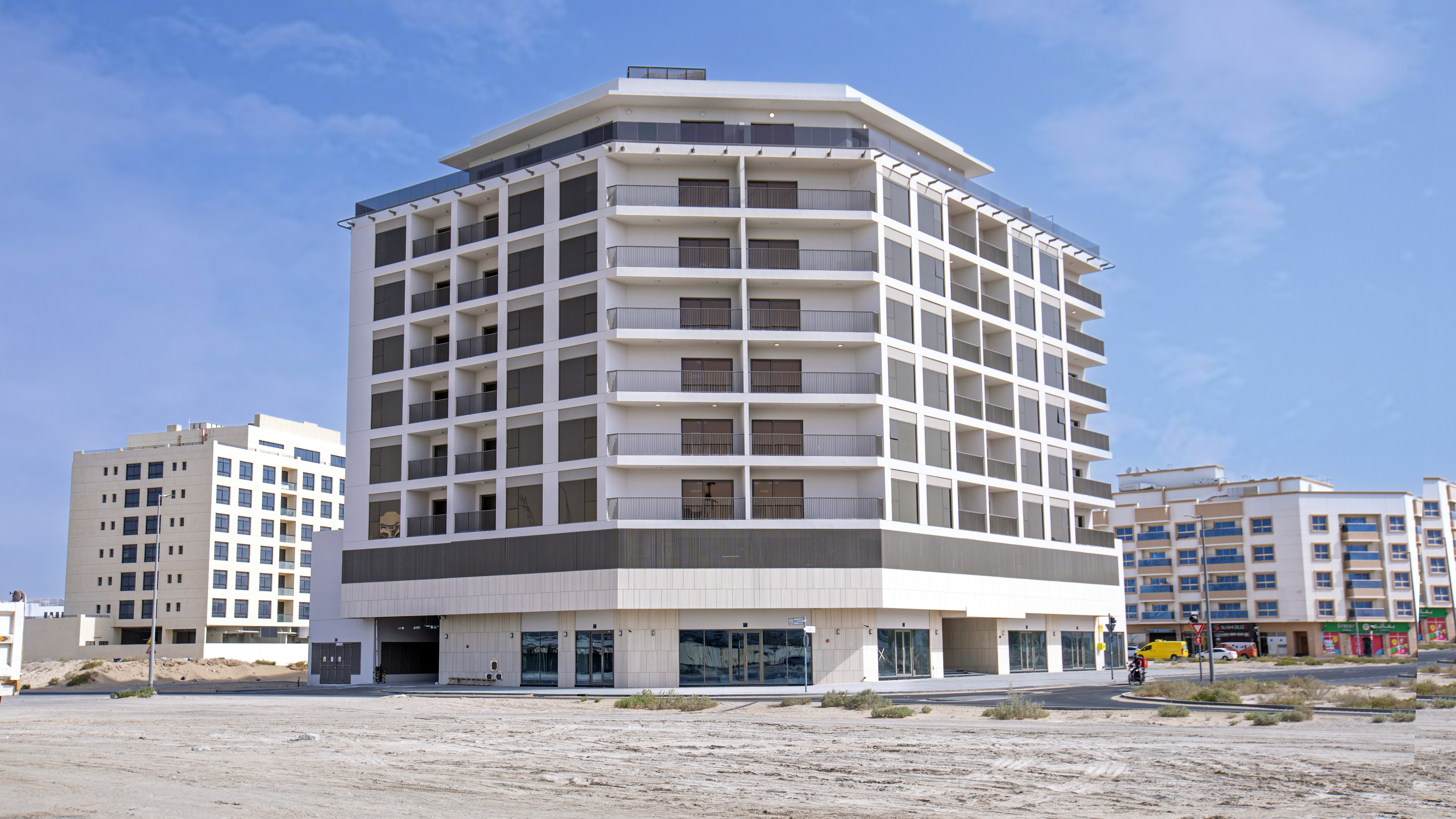 Spacious 3 BHK | 2 Balconies | Arjan