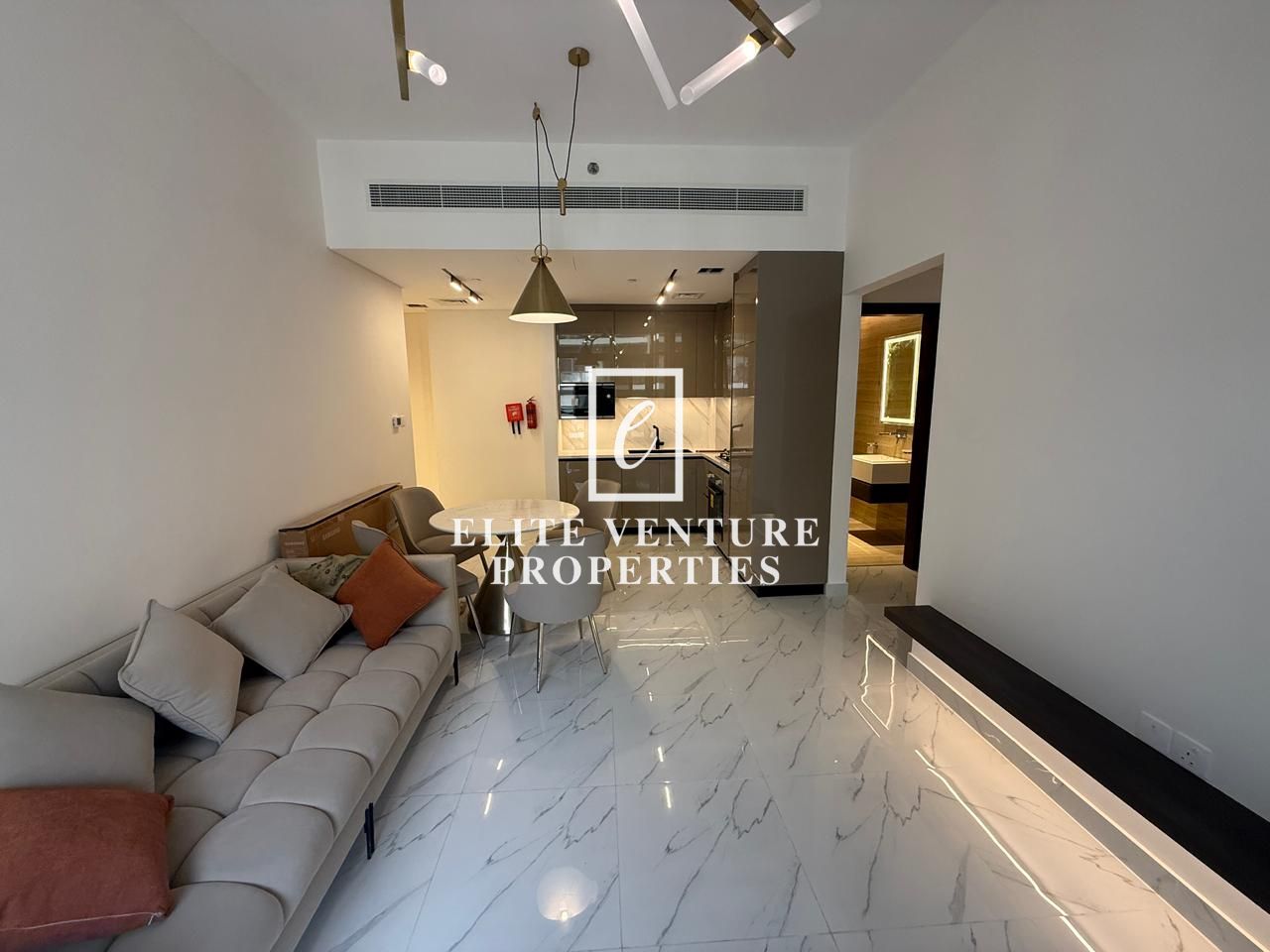 VACANT | 1 BEDROOM + STUDY | PRIME LOCATION | SPACIOUS