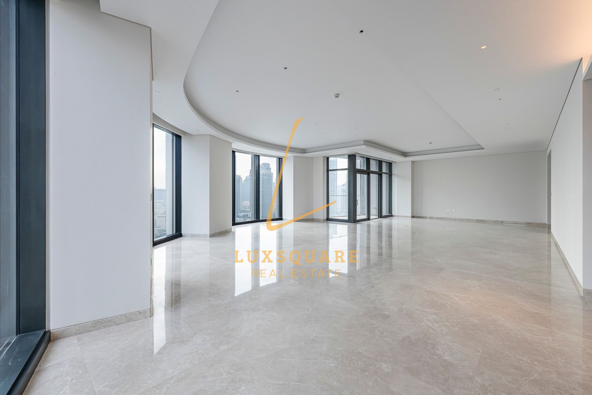 BURJ KHALIFA AND FOUNTAIN VIEWS | HIGH FLOOR