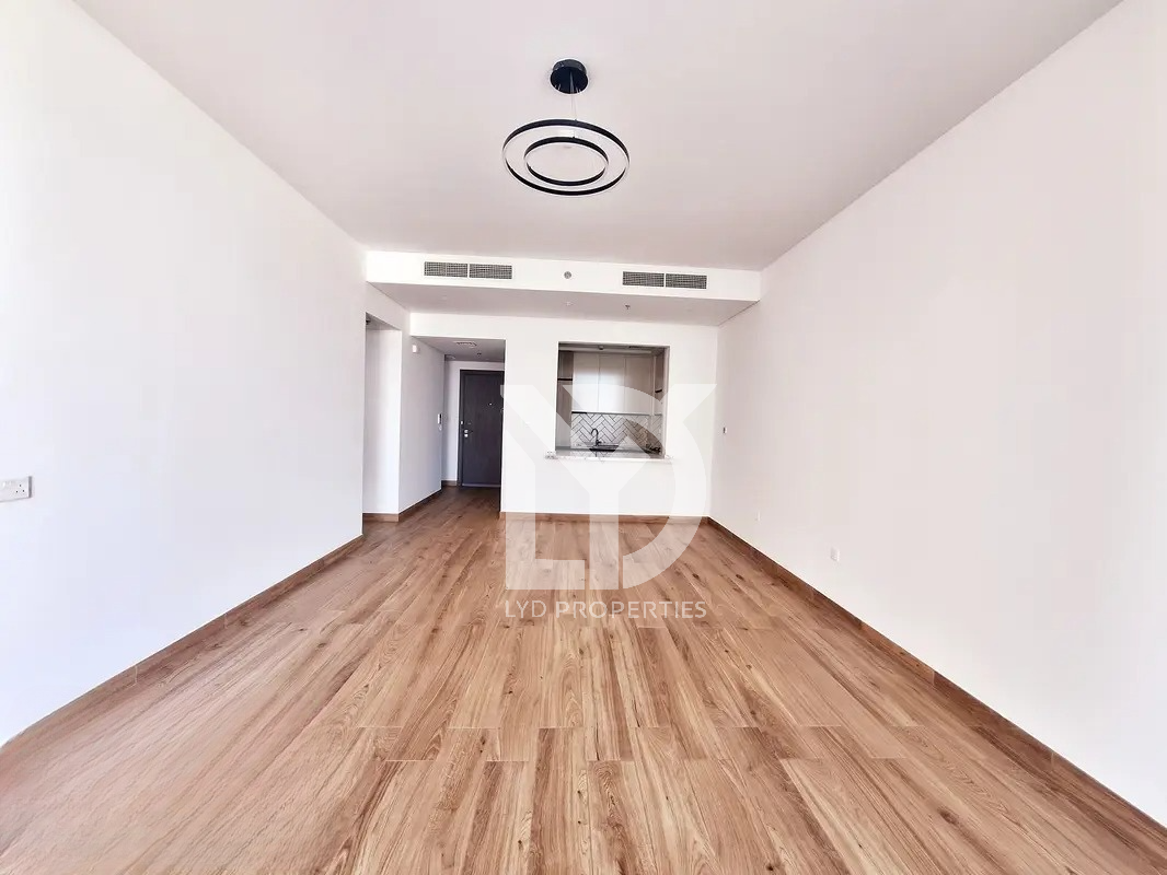 Live in the Heart of Al Mankhool, Bur Dubai | Elegant 1BR | Move-In Ready@100000/-