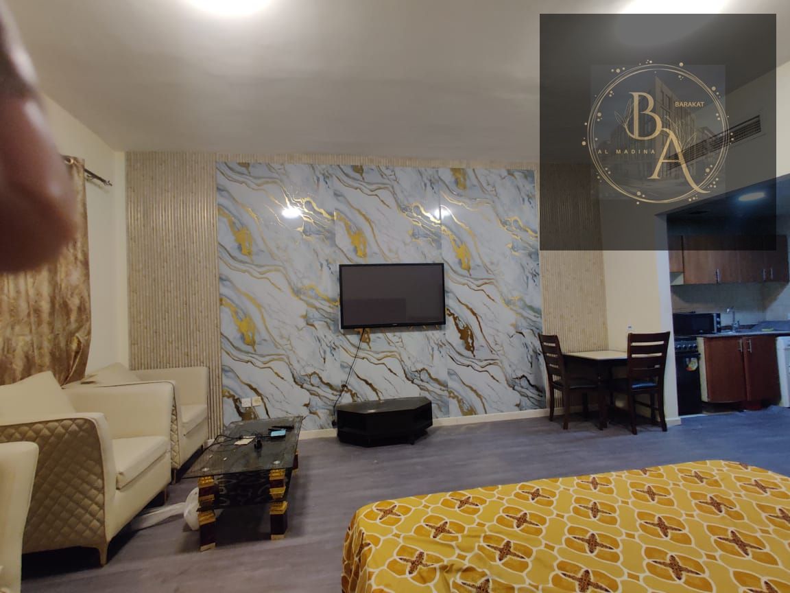 ELEGANT STUDIO AVAILABLE INCLODING BILLS READY TO MOVE OPEN VIEW NEAT AND CLEAN