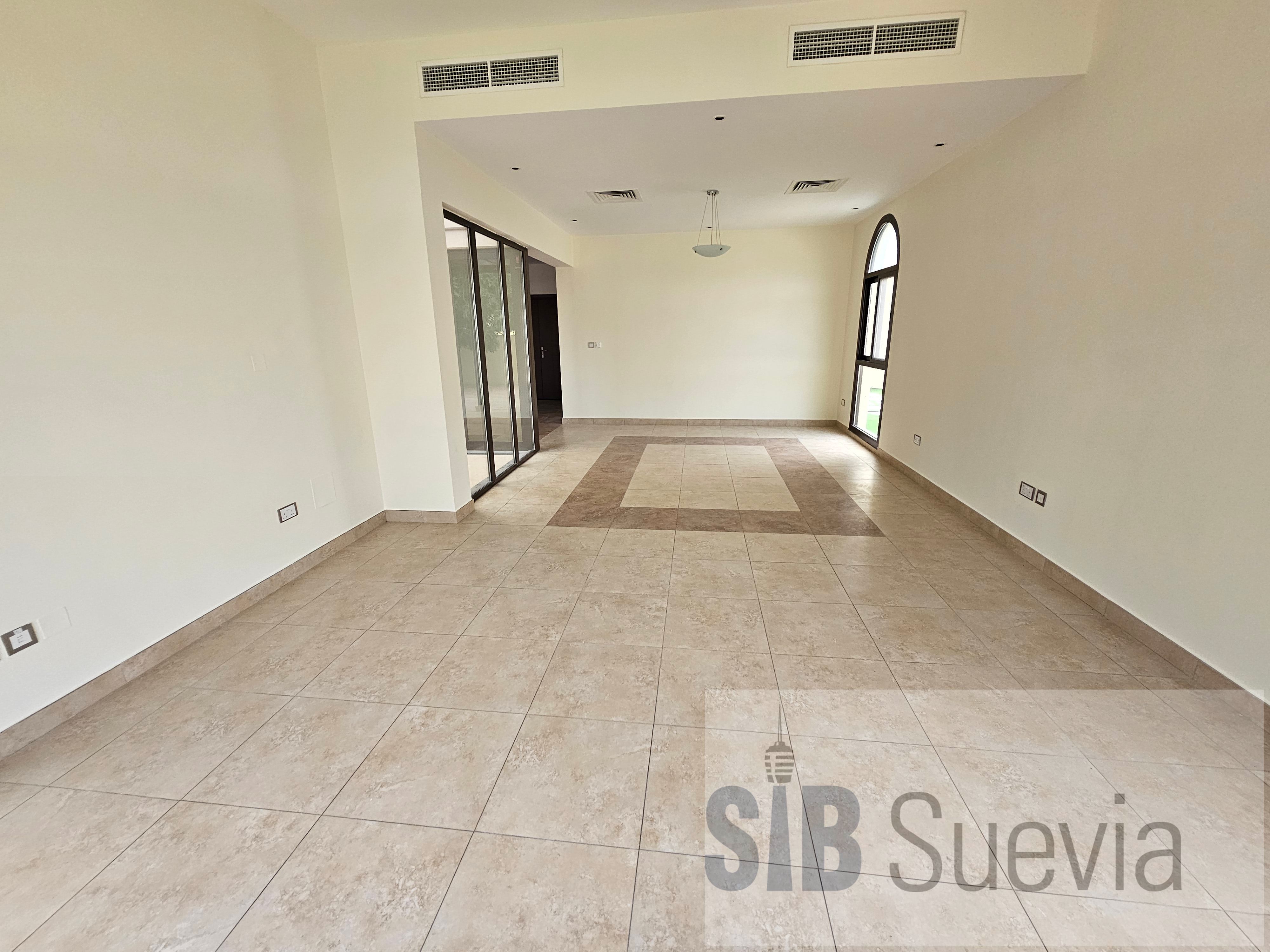 4 Bed | Park Facing | Vacant | Close to pool