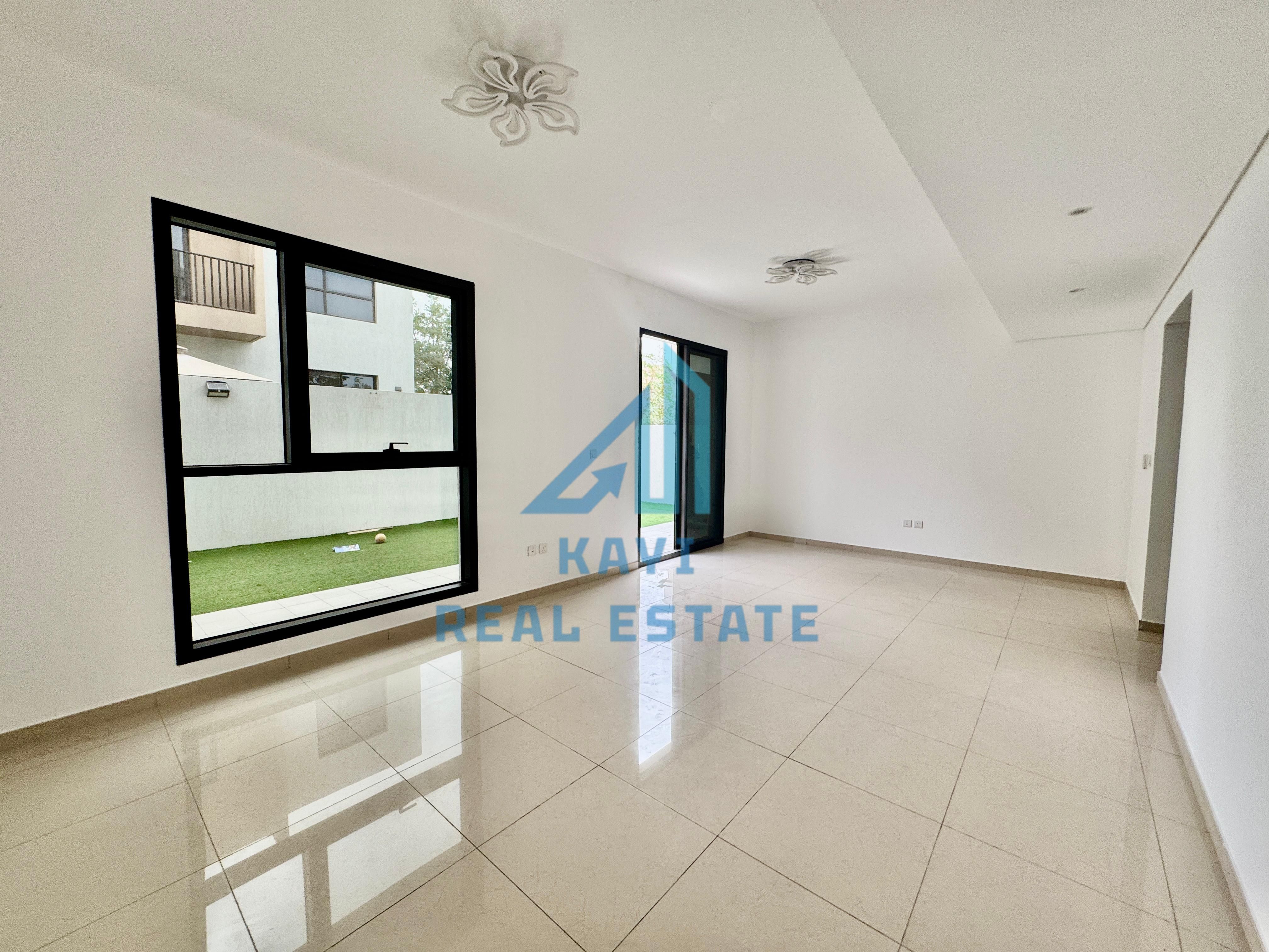 3BHK tOWNHOUSE| Nasma Residence | 3,000 Sqft | AED 100K/1