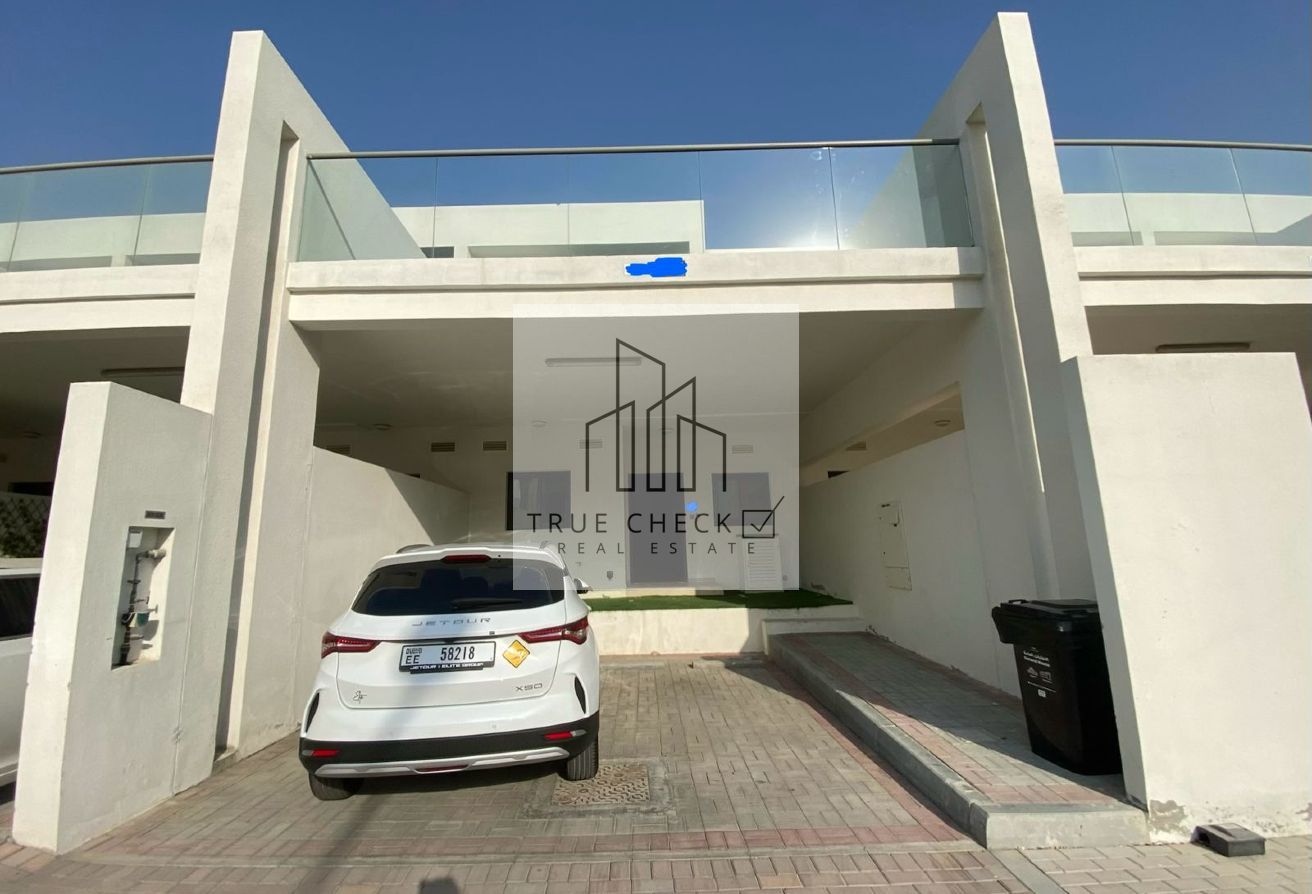 3 Bedrooms + Maid | Vacant | R2M14 Layout