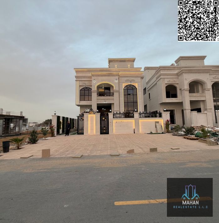 Villa Classic in Al-Halio 2 (a very excellent place) Ajman street, a special location, its location Rebound about 10 meters in front of the villa for parking Personal finishing with the latest decorations Land area 3014 square feet The construction area i