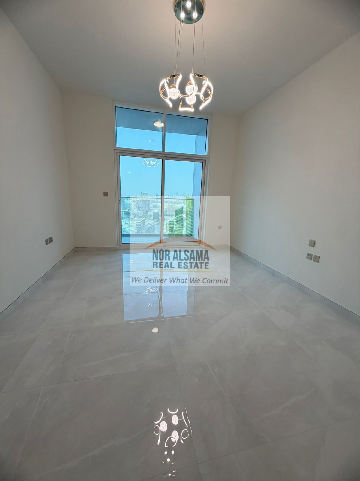 High Floor || Well Maintained || Exclusive Studio || Spacious Layout || Kitchen Appliances ||