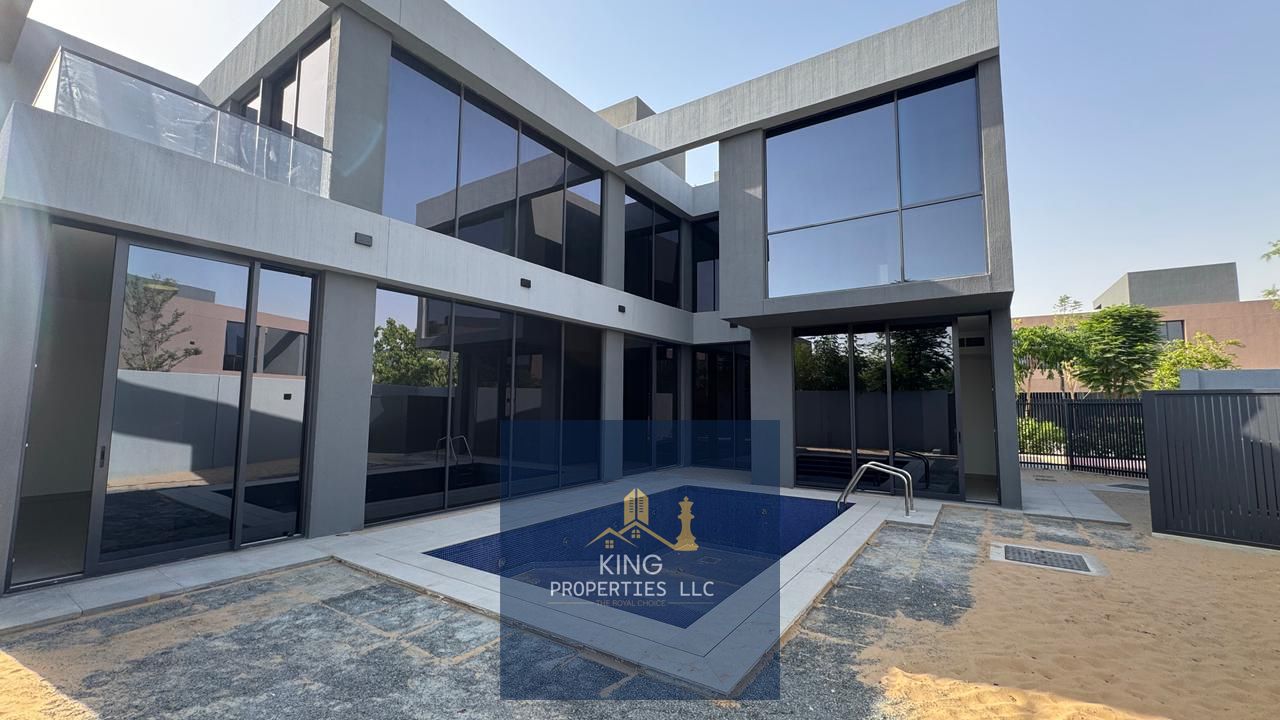 Brand New Luxurious 4 bedroom Villa Available For Rent