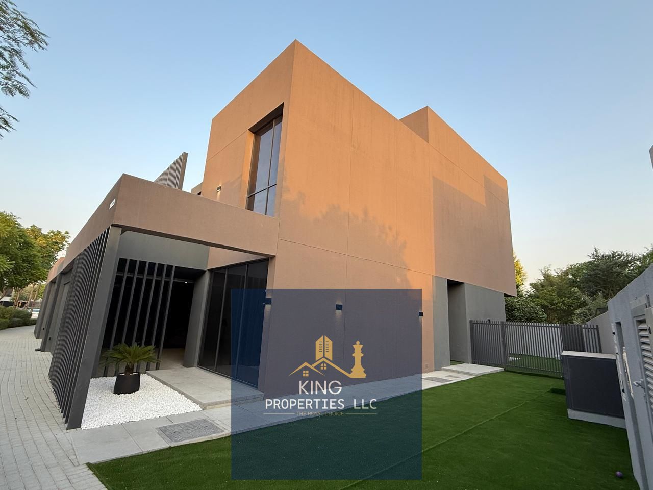 Brand New 4 bhk villa Available for Rent