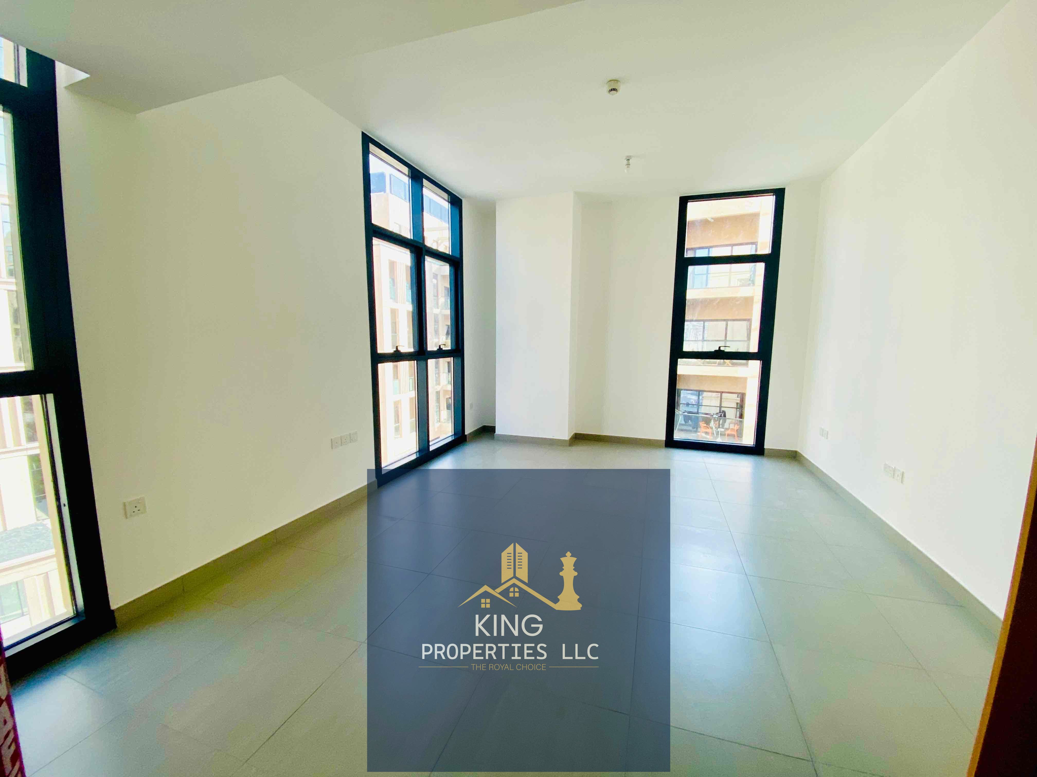 Stunning Views,medium Studio available for rent