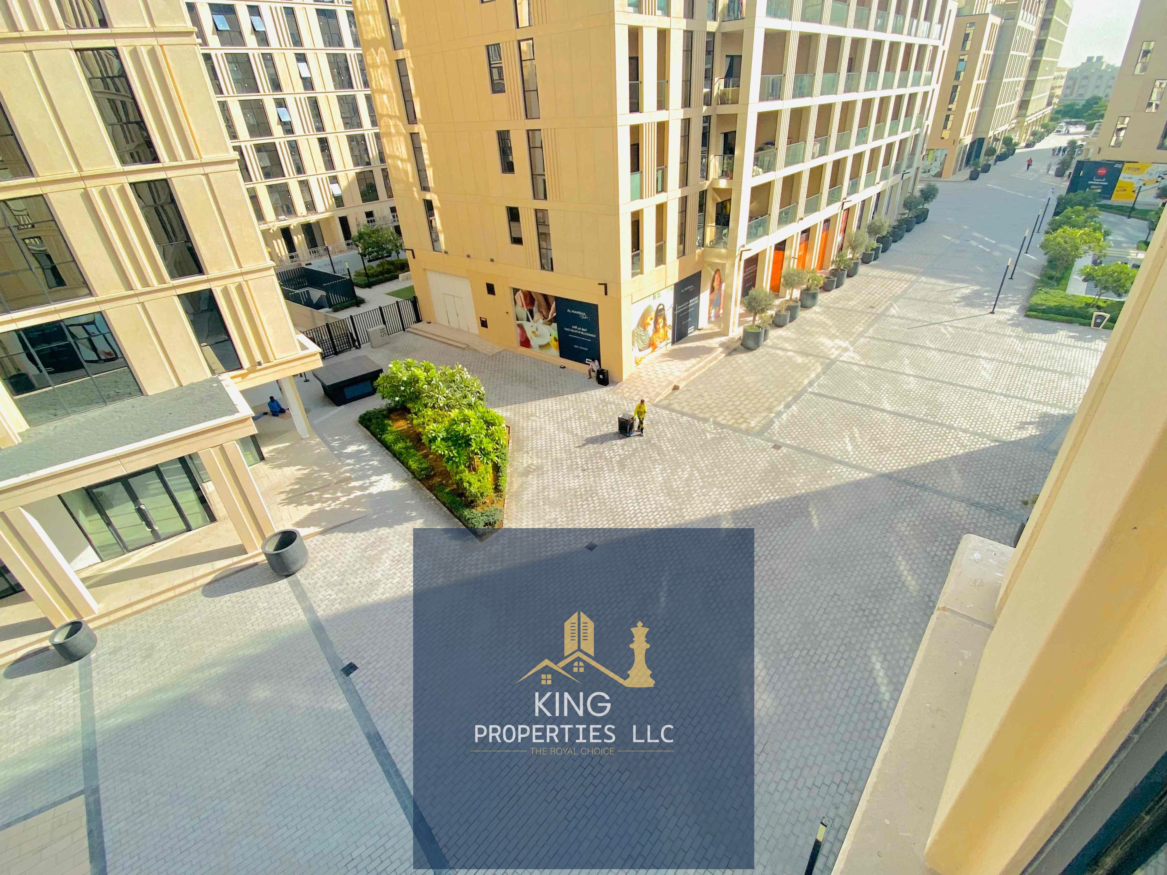 Luxury livings Furnished medium studio available for rent